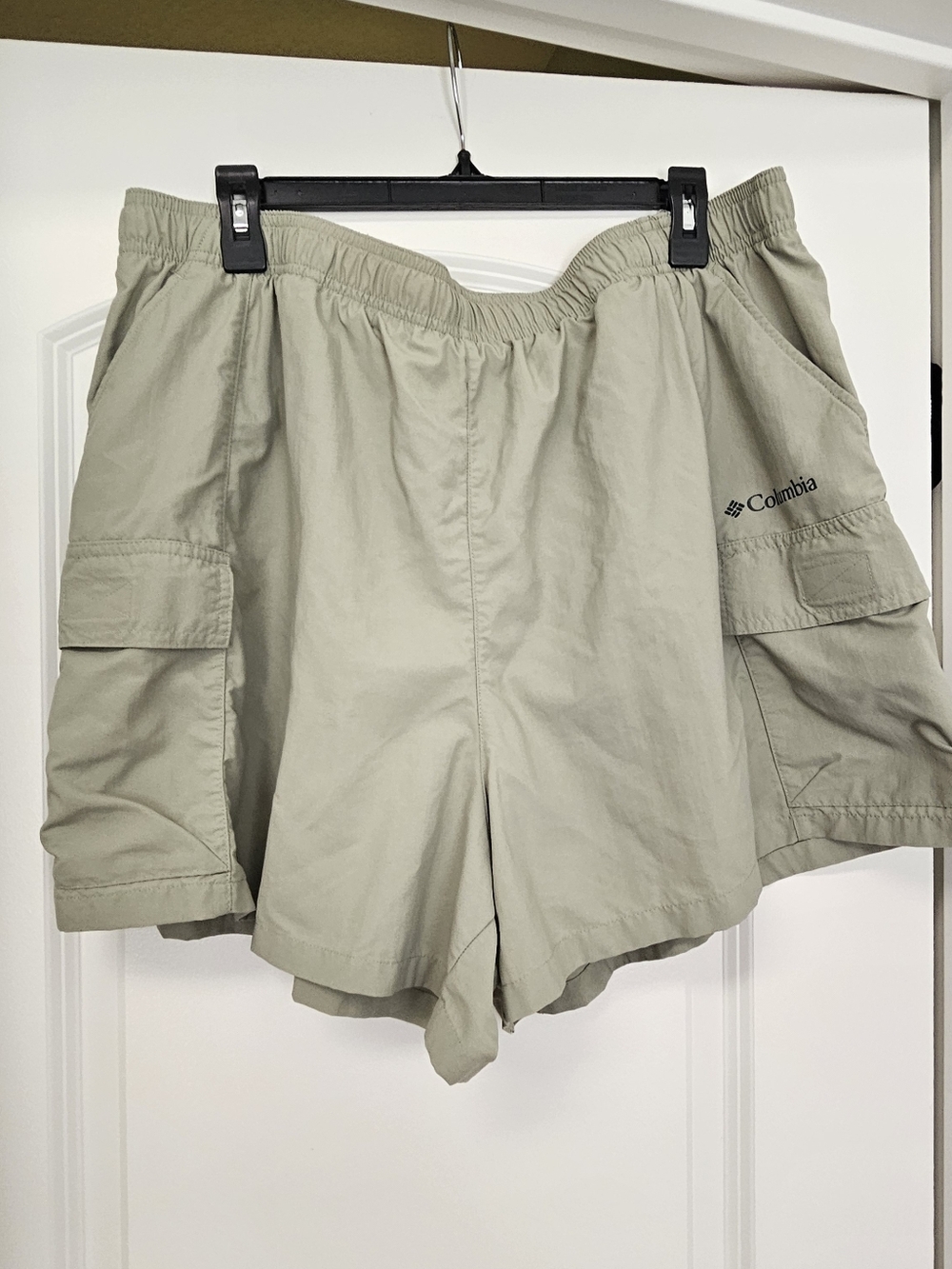 Columbia Women's Sage Green Cargo Shorts